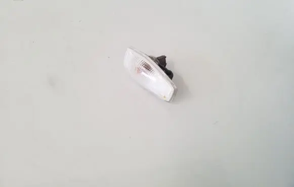 KIA Sorento Front fender indicator light 923043B1