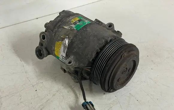 Opel Zafira A Air conditioning (A/C) compressor (pump) 6561047