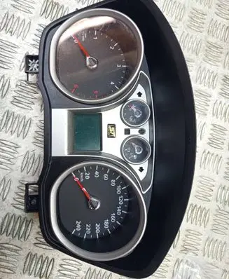 Ford Focus Speedometer (instrument cluster) 8V4T10849GG NWM000000 VP8V4F10849GG