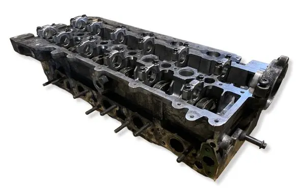 Volvo XC90 Engine head 30731988