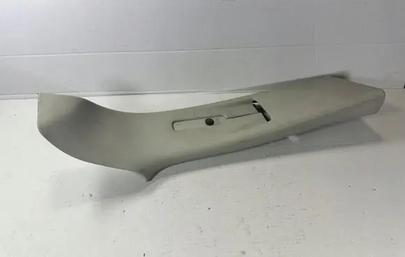 Volkswagen Multivan T5 (B) pillar trim (top)