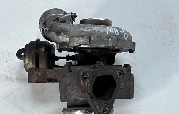 Mercedes-Benz C W203 Turbo A6110960999