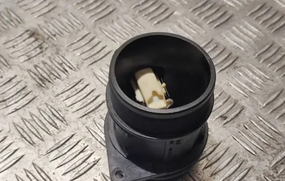 Jaguar XF X250 Mass air flow meter PHF500090