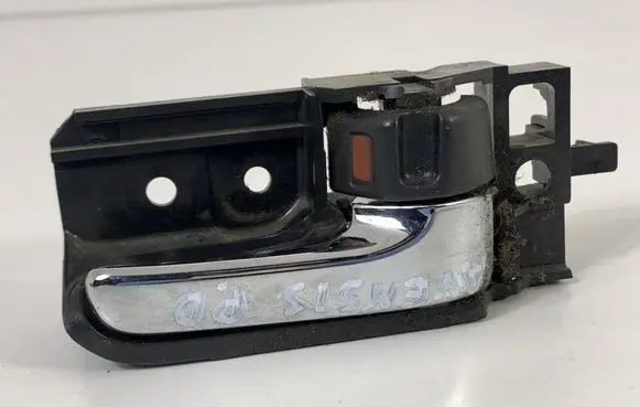 Toyota Avensis T250 Front door interior handle 50594A2