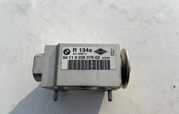 BMW X4 F26 Air conditioning (A/C) expansion valve 9226078