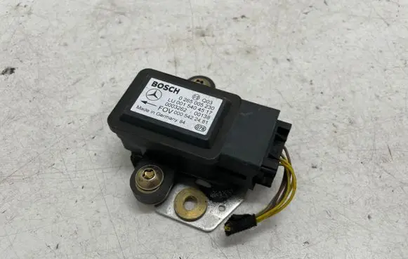 Mercedes-Benz E W211 ESP (stability system) control unit 0265005230 0015404517
