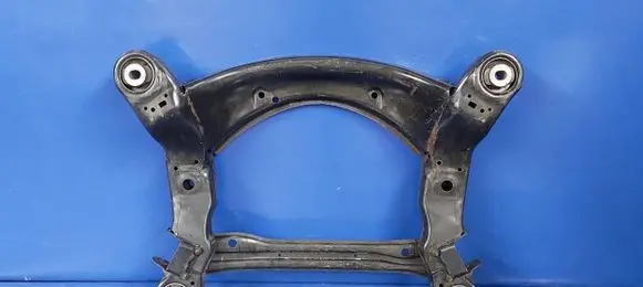 Audi A6 S6 C6 4F Engine mount bracket