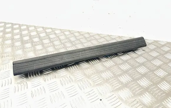 Mercedes-Benz C W204 Front sill trim cover A2046860136