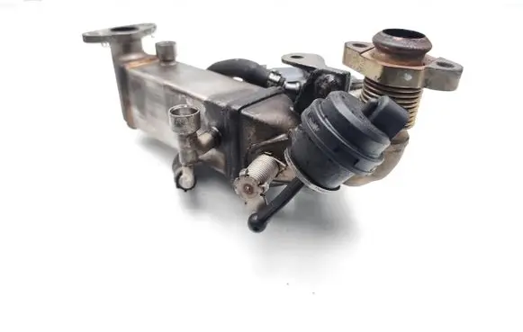 BMW 1 E81 E87 EGR valve 7810166 781016603 ND1370