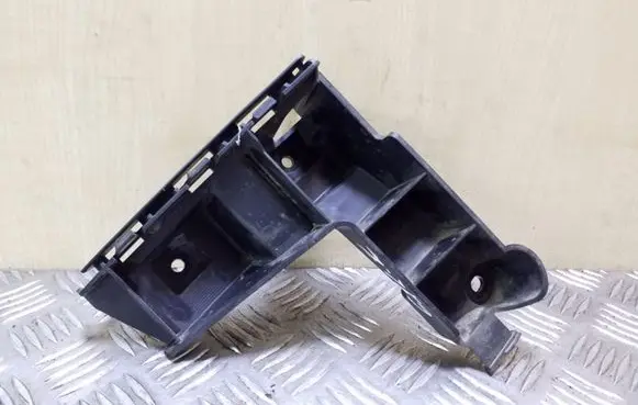 Volvo XC70 Rear bumper mounting bracket 30678650