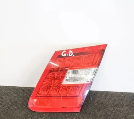 Mercedes-Benz E W212 Tailgate rear/tail lights A2129060258