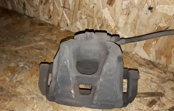 Audi A4 S4 B8 8K Front brake caliper