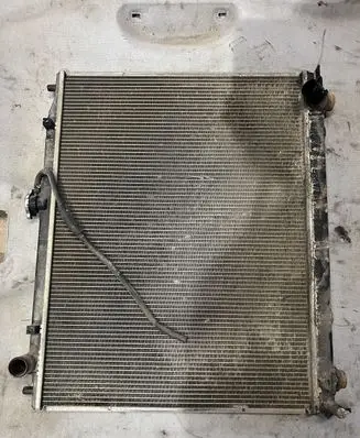 Mitsubishi Pajero Coolant radiator