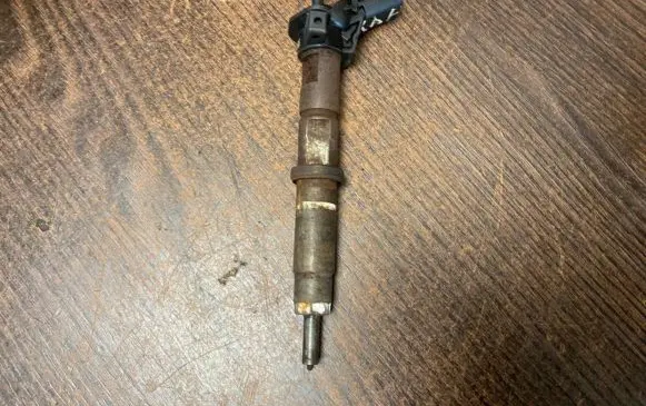 Volkswagen Crafter Fuel injector 076130227 076130855X