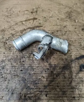 Intercooler hose/pipe