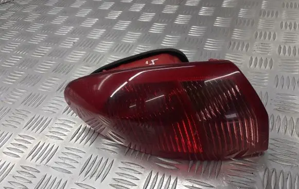 Alfa Romeo 147 Rear/tail lights 46556349