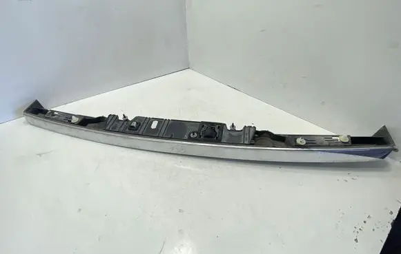 BMW 7 F01 F02 F03 F04 Trunk door license plate light bar 7200035