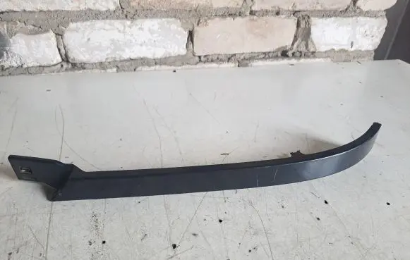Mercedes-Benz ML W163 Under headlight/headlamp trim 1638260177