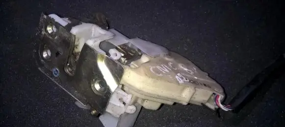 Honda Civic Front door lock