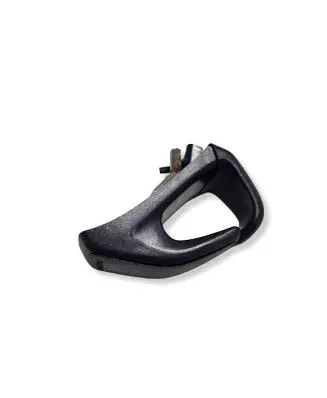 Ford Mustang VI Front seatbelt 