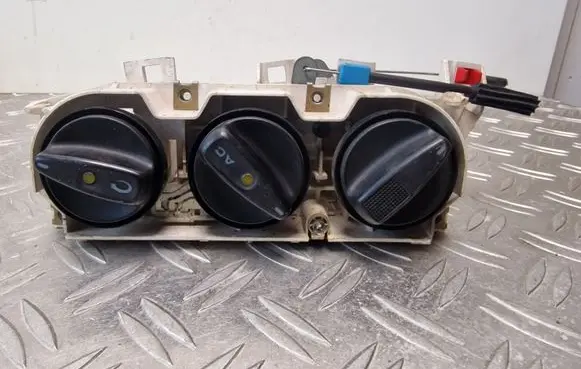 Seat Alhambra (Mk1) Climate control unit 95NW18D451A