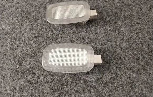 Mercedes-Benz C W204 Other interior light A2218200401 5W07J1013