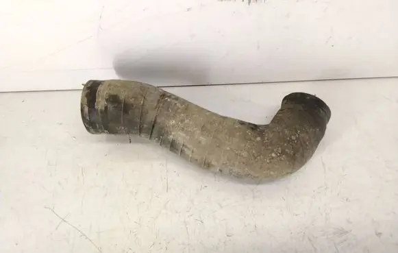Volvo V70 Intercooler hose/pipe 30636856