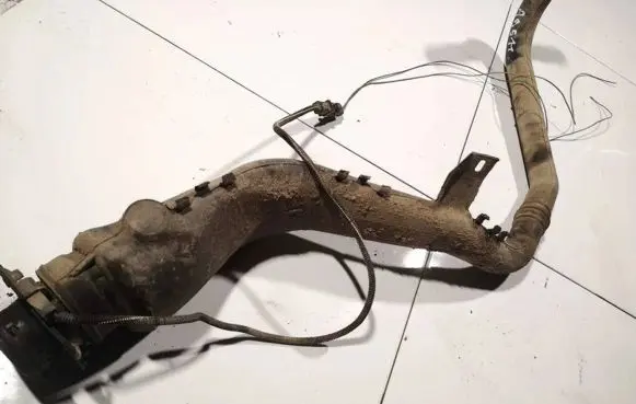 Fuel tank filler neck pipe