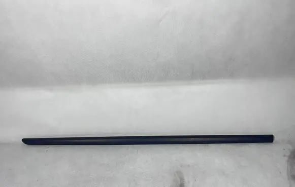 Mitsubishi Colt Front door trim (molding) MR957265