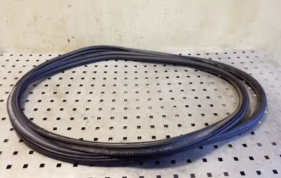 Mini Cooper Countryman R60 Trunk rubber seal (body) 9801388