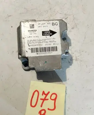 Opel Astra G Airbag control unit/module 8200136038