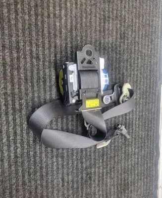 Subaru XV I Front seatbelt 1077419 0589 0589P1000146