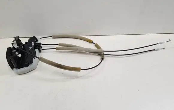 Nissan Leaf I (ZE0) Front door lock B4JRBNN SW1M3320 T8011420