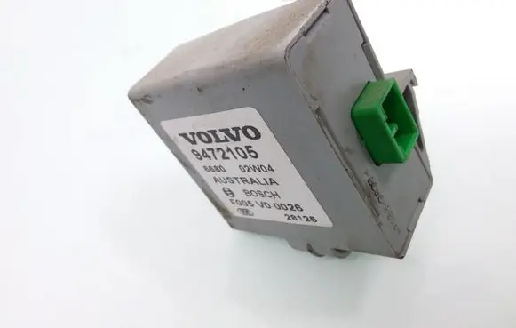 Volvo V70 Alarm control unit/module 9472105 F005V00026 668002W04