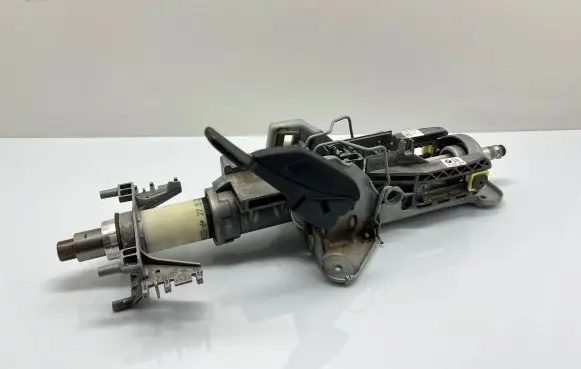 Steering wheel axle set
