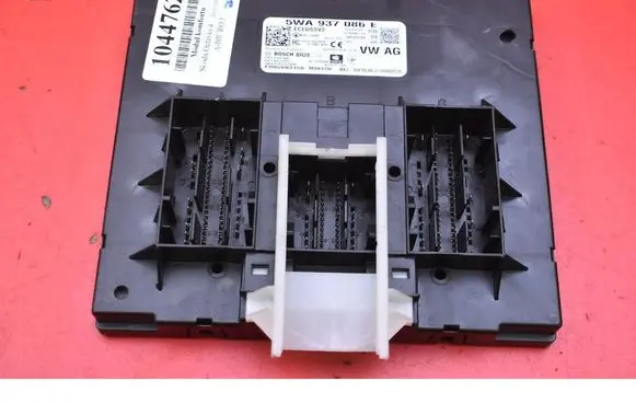 Skoda Octavia 985 Comfort/convenience module 5WA937086E