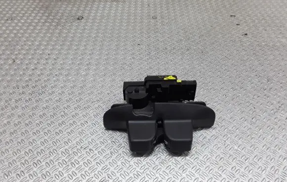 Renault Vel Satis Tailgate/trunk/boot lock/catch/latch 8200257615B