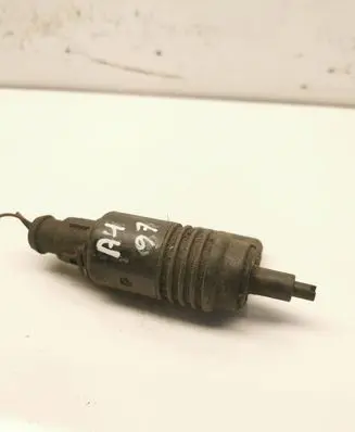 Audi A4 S4 B5 8D Windscreen/windshield washer pump 4A0955651