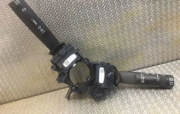 Opel Astra J Wiper speed switch 13305522