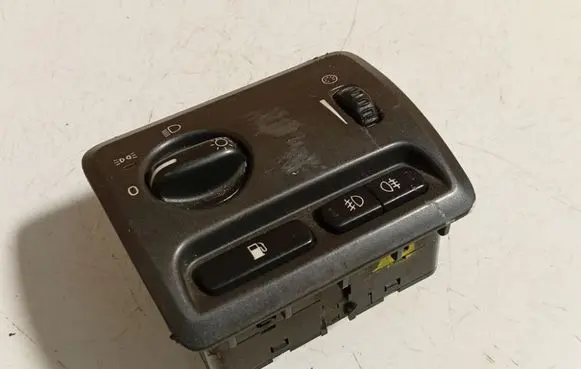 Volvo S60 Light switch 8691753