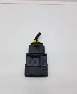 Skoda Scala Fuel injection pump control unit/module 2Q0906121 28599555