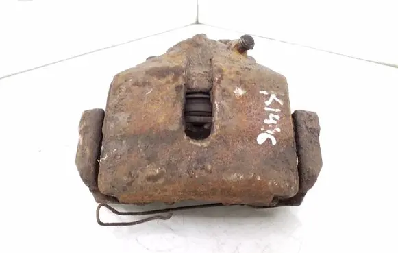 Volkswagen PASSAT B6 Front brake caliper