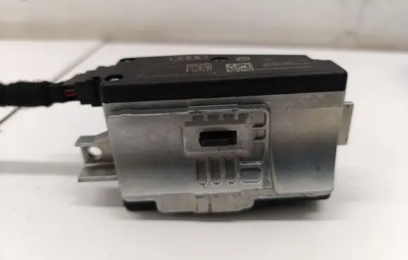 Audi A4 S4 B8 8K Steering wheel lock 8K0905852E