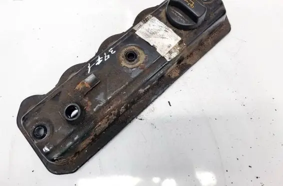 Volkswagen Golf III Rocker cam cover 