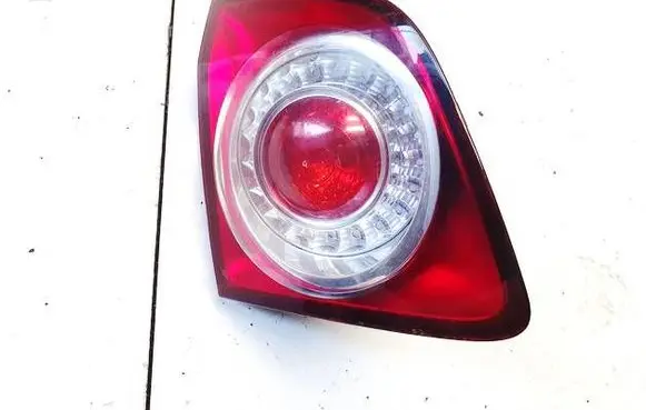 Volkswagen Golf Plus Tailgate rear/tail lights 5m0945259 965294-00
