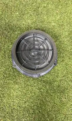Audi Q3 8U Front door speaker 8R0035411