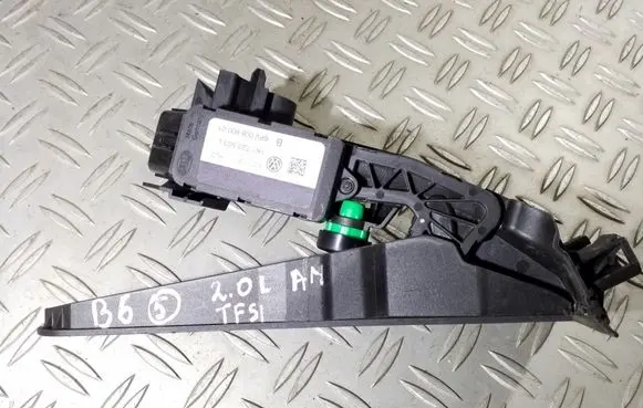 Volkswagen PASSAT B6 Accelerator throttle pedal 1K1723503L 6PV00860001