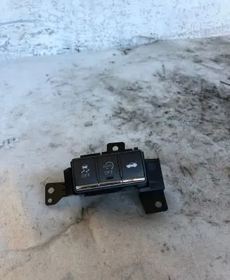 Traction control (ASR) switch