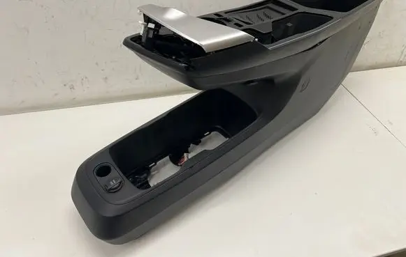 KIA EV6 Armrest 20240103 84697CV100