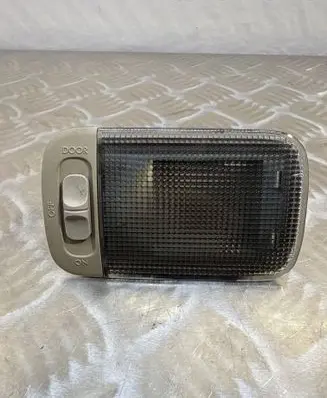 Subaru Legacy Rear seat light